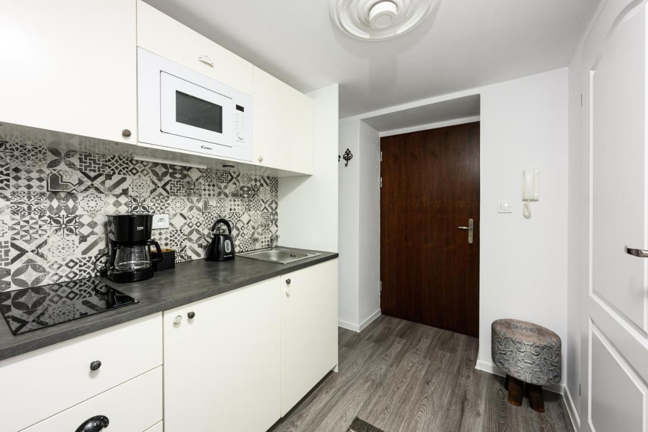Native Apartments Studencka 25 Krakow Luaran gambar