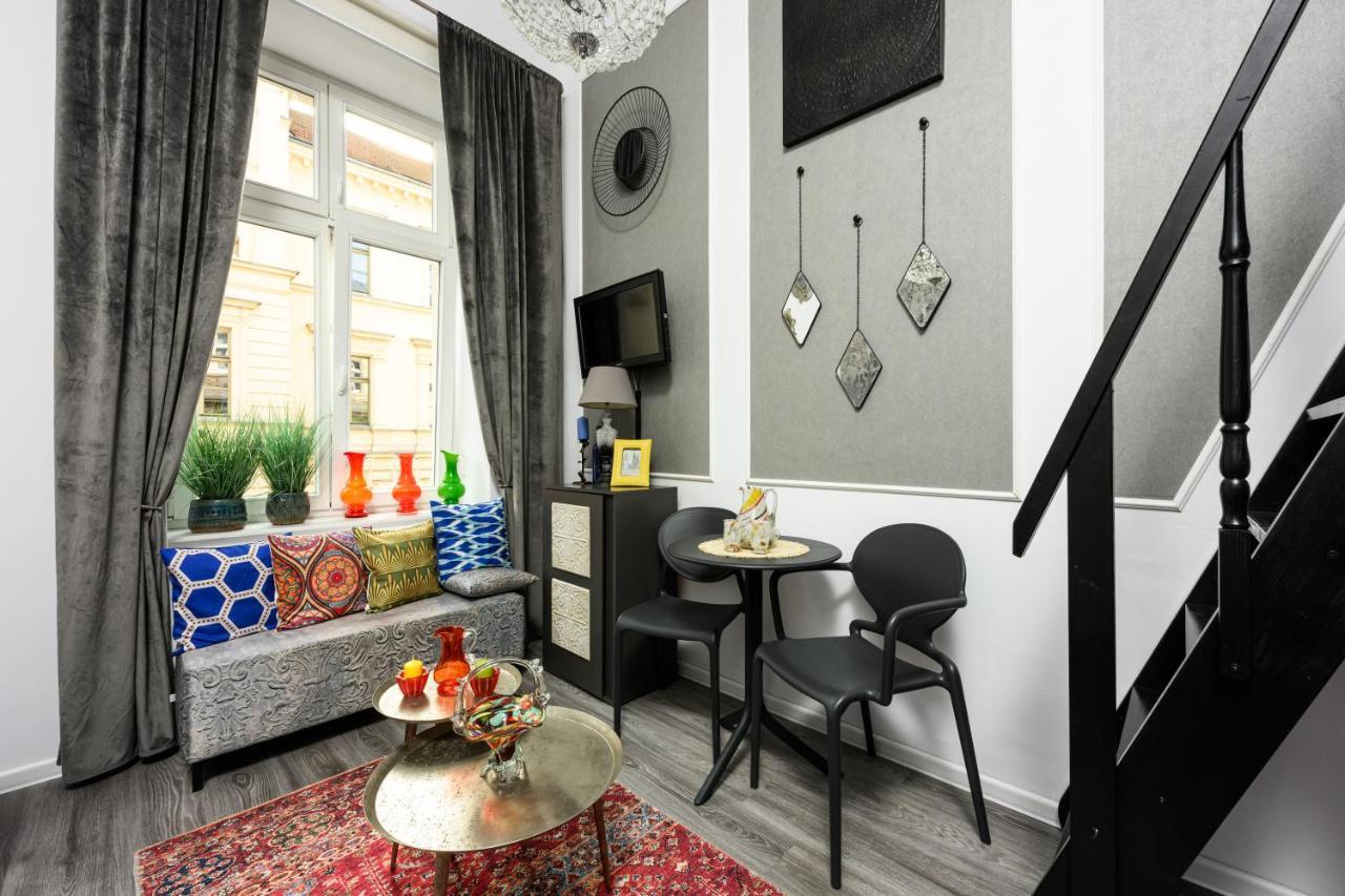 Native Apartments Studencka 25 Krakow Luaran gambar
