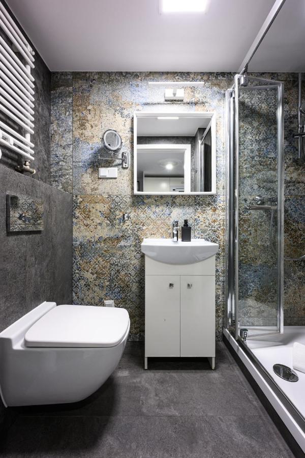 Native Apartments Studencka 25 Krakow Luaran gambar