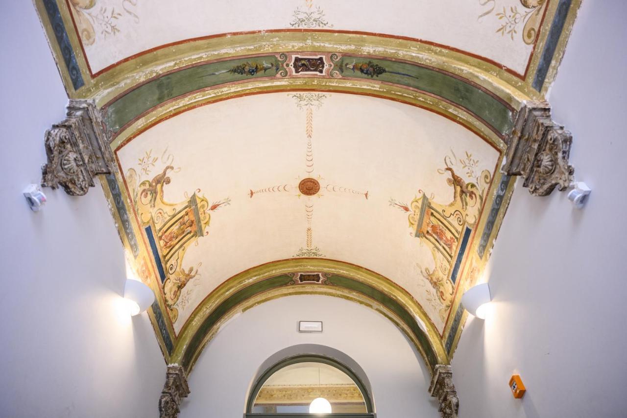 Native Apartments Studencka 25 Krakow Luaran gambar